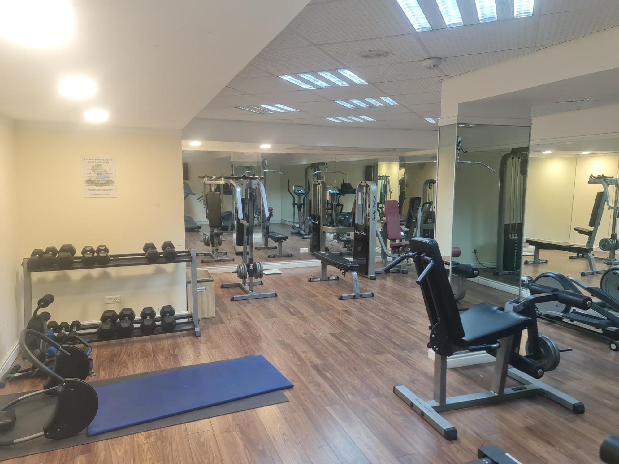 De Golf Luxury Royal Exclusive Class Apt-residence Near The Sea With Pool Gym Apartamento