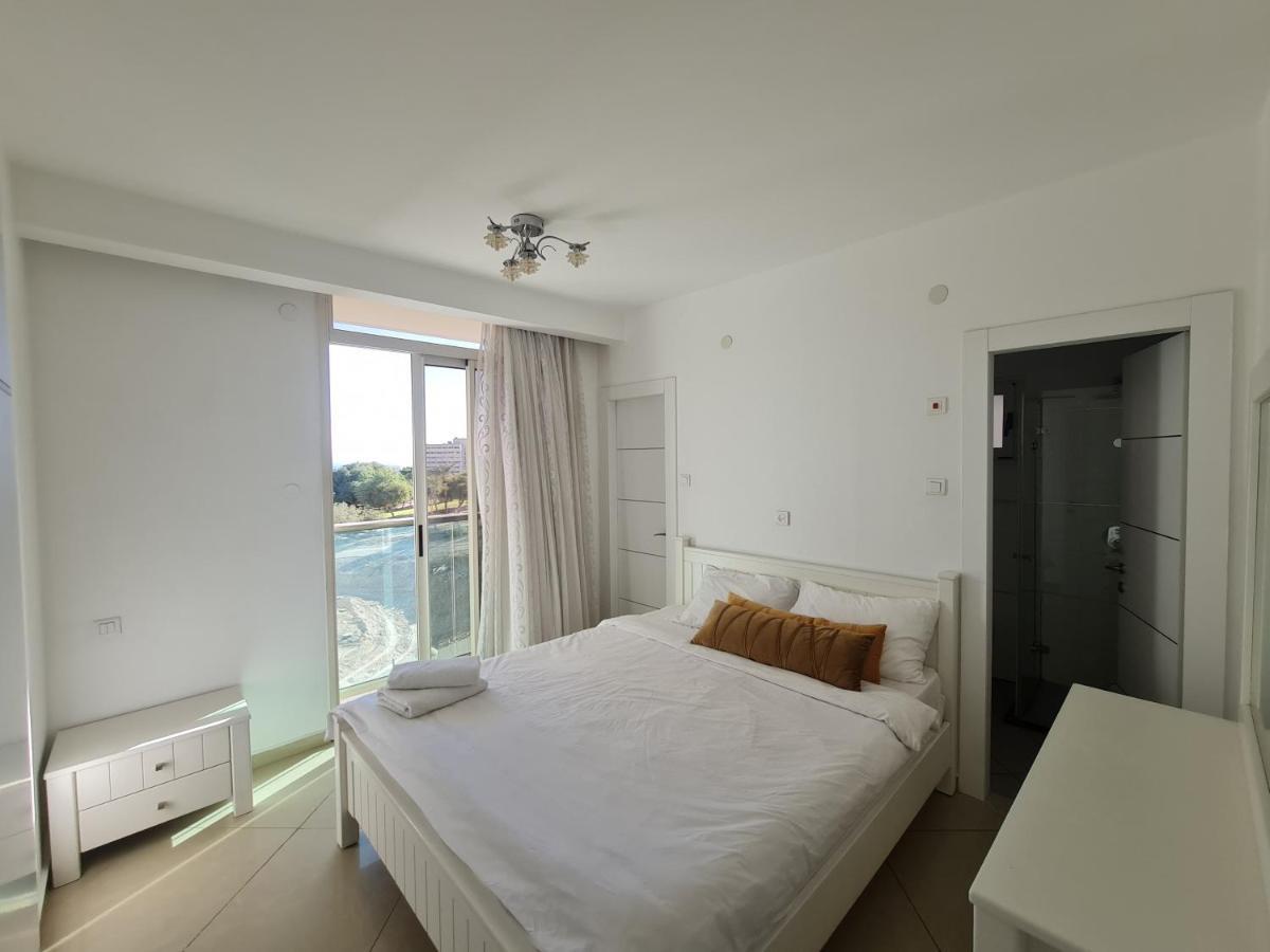 De Golf Luxury Royal Exclusive Class Apt-residence Near The Sea With Pool Gym Apartment Eilat