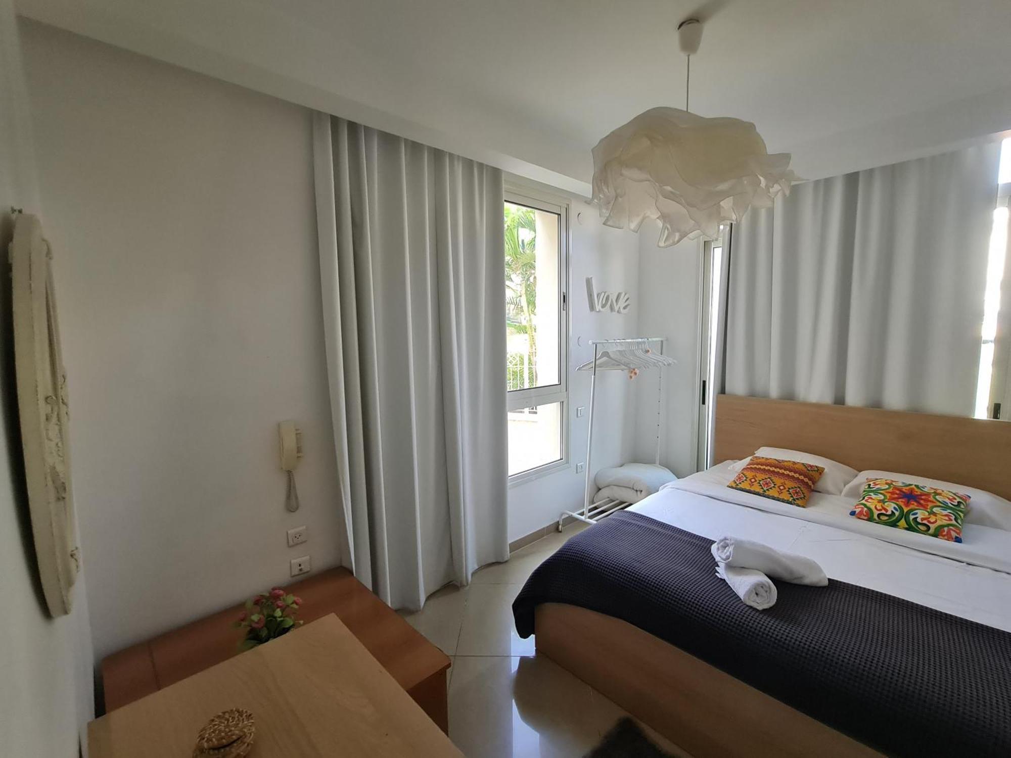 De Golf Luxury Royal Exclusive Class Apt-residence Near The Sea With Pool Gym Apartment Eilat